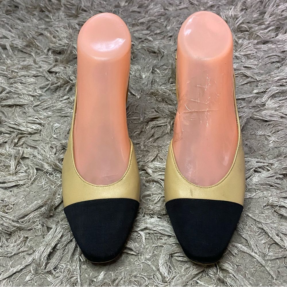 CHANEL Classic Slingback - Black Gold Leather Heels - 37‎ - Picture 2 of 12